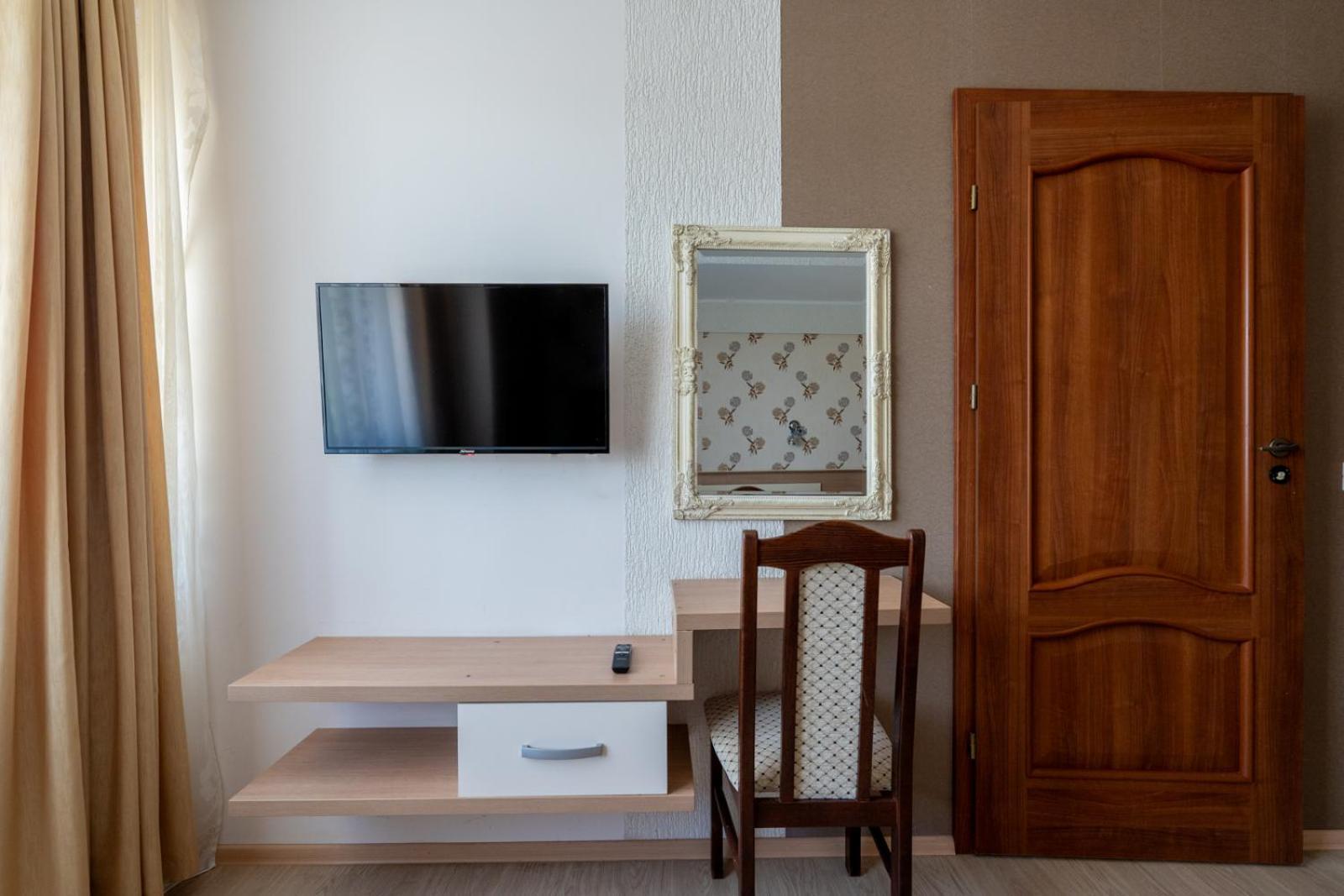 Farawayhomes Aparthotel Near Vienna Airport - Anytime Self Check-In Bruck an der Leitha Εξωτερικό φωτογραφία
