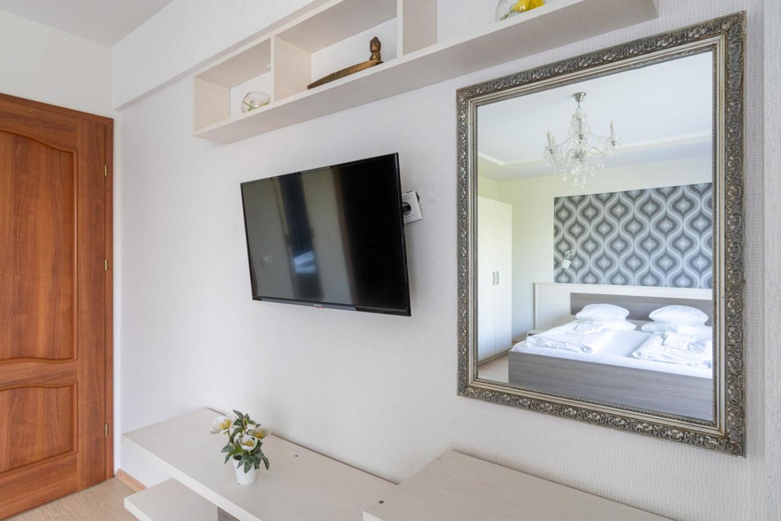 Farawayhomes Aparthotel Near Vienna Airport - Anytime Self Check-In Bruck an der Leitha Εξωτερικό φωτογραφία