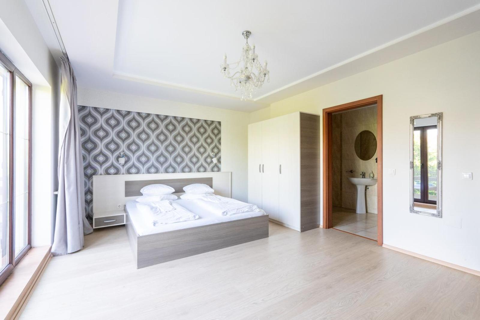 Farawayhomes Aparthotel Near Vienna Airport - Anytime Self Check-In Bruck an der Leitha Εξωτερικό φωτογραφία
